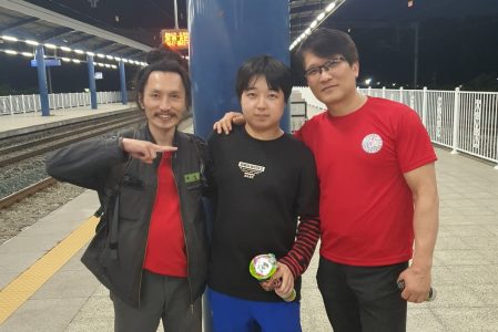 [시] ‘B들을 위하여’ – 超人 ‘김성수’ 同志